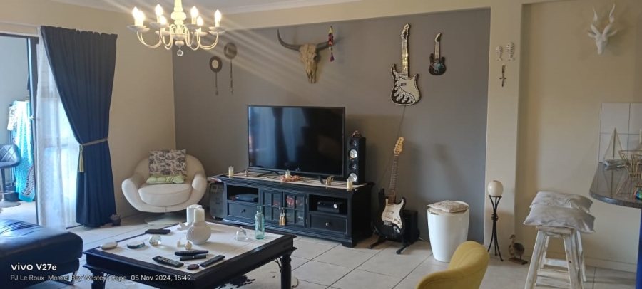 2 Bedroom Property for Sale in Hartenbos Central Western Cape